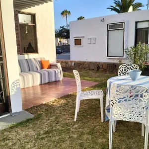  Apartamento Con Jardin Y Piscina España